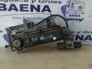 Foto de MANETA EXTERIOR DELANTERA DERECHA SIN MARCA SIN MODELO foto 2