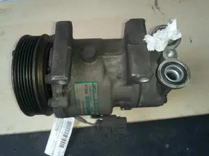 Foto de COMPRESOR AIRE ACONDICIONADO FORD FIESTA (CBK) referencia 2S6119D629AE foto 3