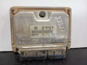 Foto de CENTRALITA MOTOR UCE SEAT LEON (1M1) referencia 038906012BS foto 1
