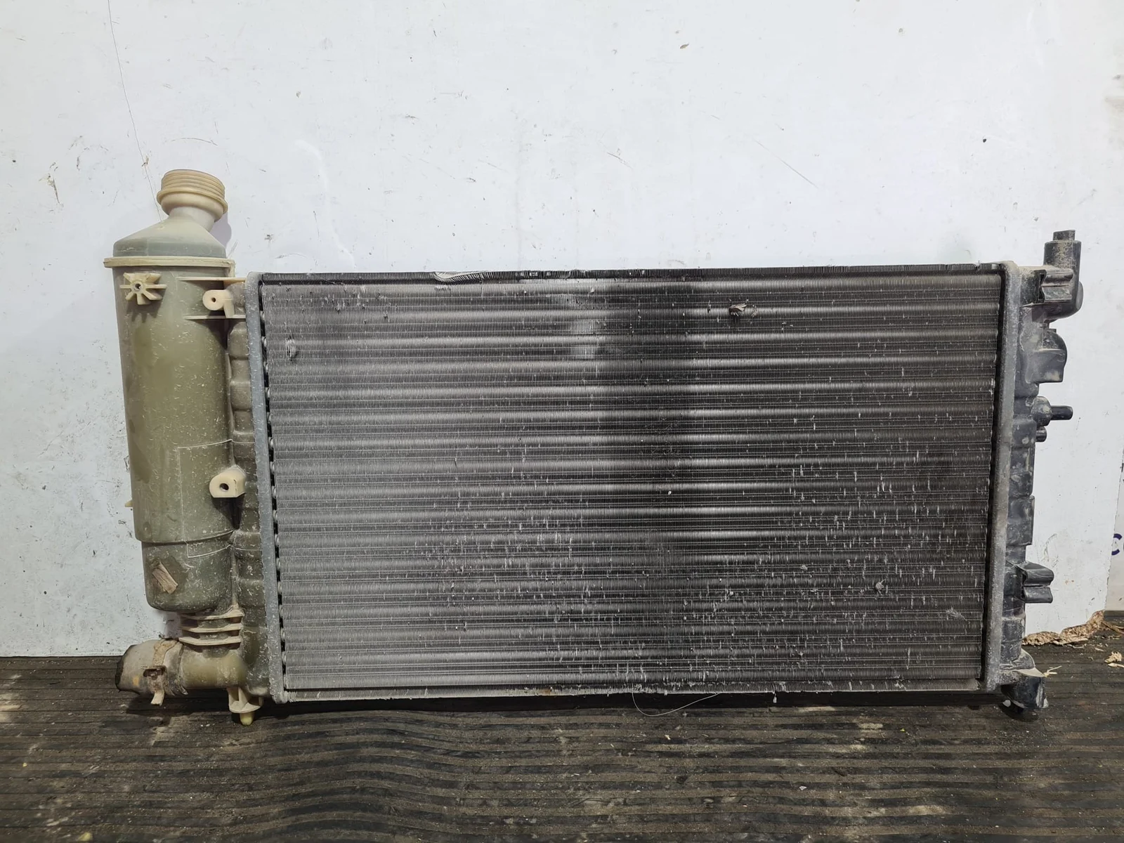 Foto de RADIADOR AGUA PEUGEOT 106 (S2) referencia 9641371480