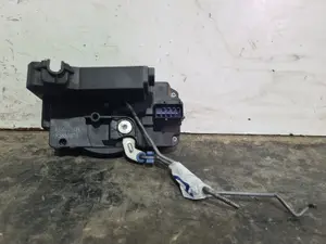 Foto de CERRADURA PUERTA LATERAL IZQUIERDA OPEL VIVARO referencia 8200282323