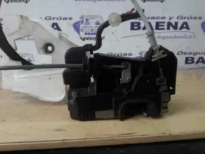 Foto de CERRADURA PUERTA DELANTERA IZQUIERDA OPEL ZAFIRA A referencia 24444015 foto 2