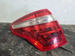 Foto de PILOTO TRASERO IZQUIERDO CITROEN C4 PICASSO referencia 9653547580