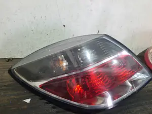 Foto de PILOTO TRASERO IZQUIERDO OPEL ASTRA H GTC referencia 342691834 foto 3