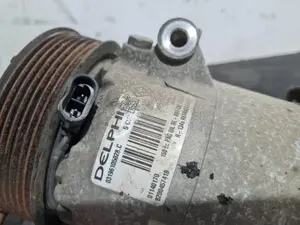 Foto de COMPRESOR AIRE ACONDICIONADO RENAULT MEGANE II GRANDTOUR referencia 8200457418 foto 4