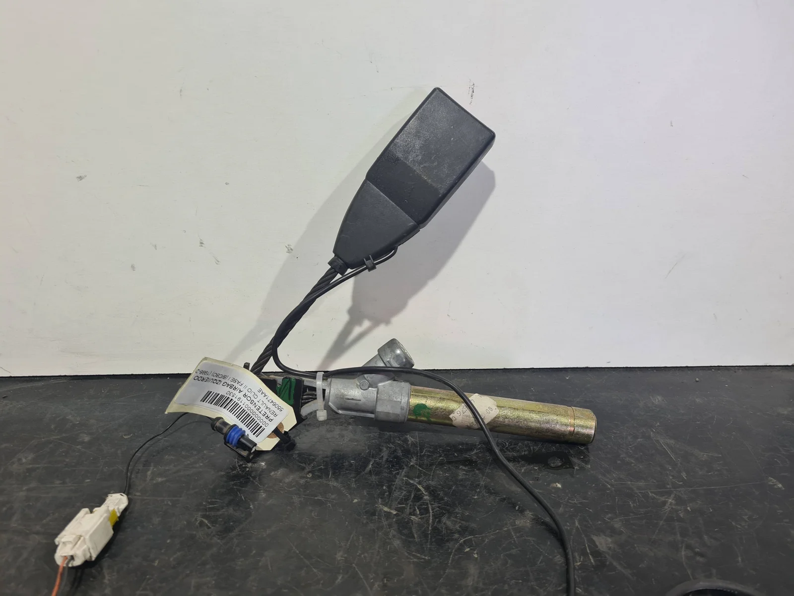 Foto de PRETENSOR AIRBAG IZQUIERDO SIN MARCA SIN MODELO referencia 5506471AAE