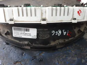 Foto de CUADRO INSTRUMENTOS KIA SORENTO (BL) referencia Y09940033E080 foto 3