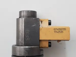 Foto de INYECTOR SIN MARCA SIN MODELO referencia 074050135 foto 2