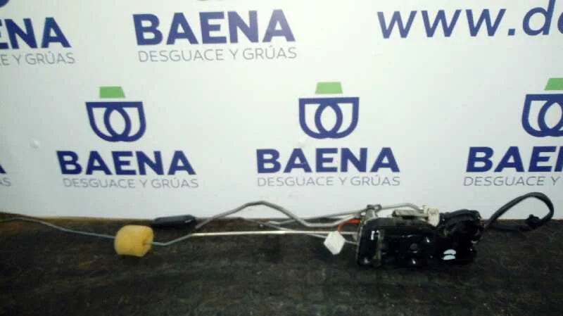 Foto de CERRADURA PUERTA DELANTERA DERECHA MAZDA 323 F/S BERLINA (BJ)
