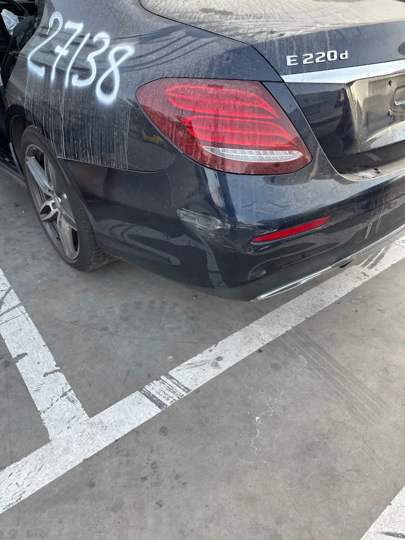 Foto de PARAGOLPES TRASERO MERCEDES-BENZ CLASE E (BM 213) BERLINA