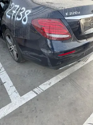 Foto de PARAGOLPES TRASERO MERCEDES-BENZ CLASE E (BM 213) BERLINA