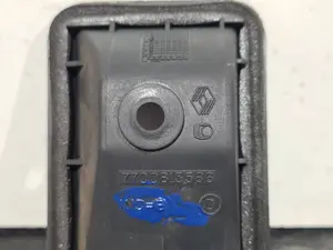 Foto de MANETA INTERIOR DELANTERA DERECHA SIN MARCA SIN MODELO referencia 7700813586 foto 2