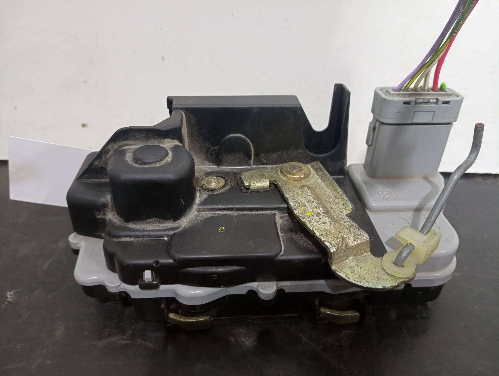 Foto de CERRADURA PUERTA TRASERA IZQUIERDA CITROEN XSARA PICASSO