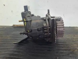 Foto de BOMBA INYECCION FORD FIESTA (CBK) referencia 9658234780 foto 2