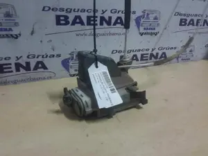 Foto de CERRADURA PUERTA TRASERA IZQUIERDA SIN MARCA SIN MODELO referencia 4A0839016D