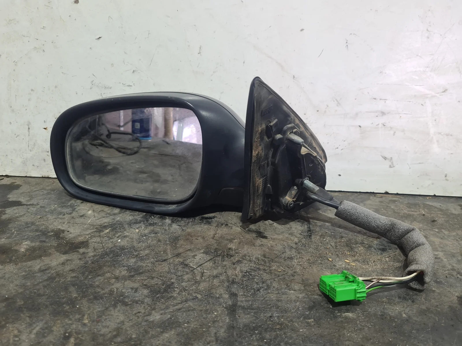 Foto de RETROVISOR IZQUIERDO VOLVO S60 BERLINA