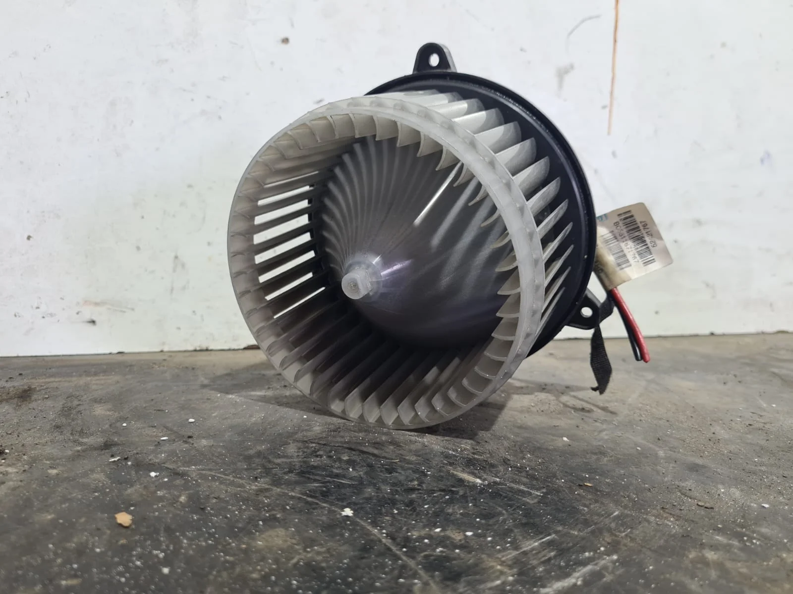 Foto de MOTOR CALEFACCION OPEL INSIGNIA BERLINA referencia A092160530