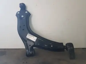 Foto de BRAZO SUSPENSION INFERIOR DELANTERO DERECHO SIN MARCA SIN MODELO referencia 04211074878