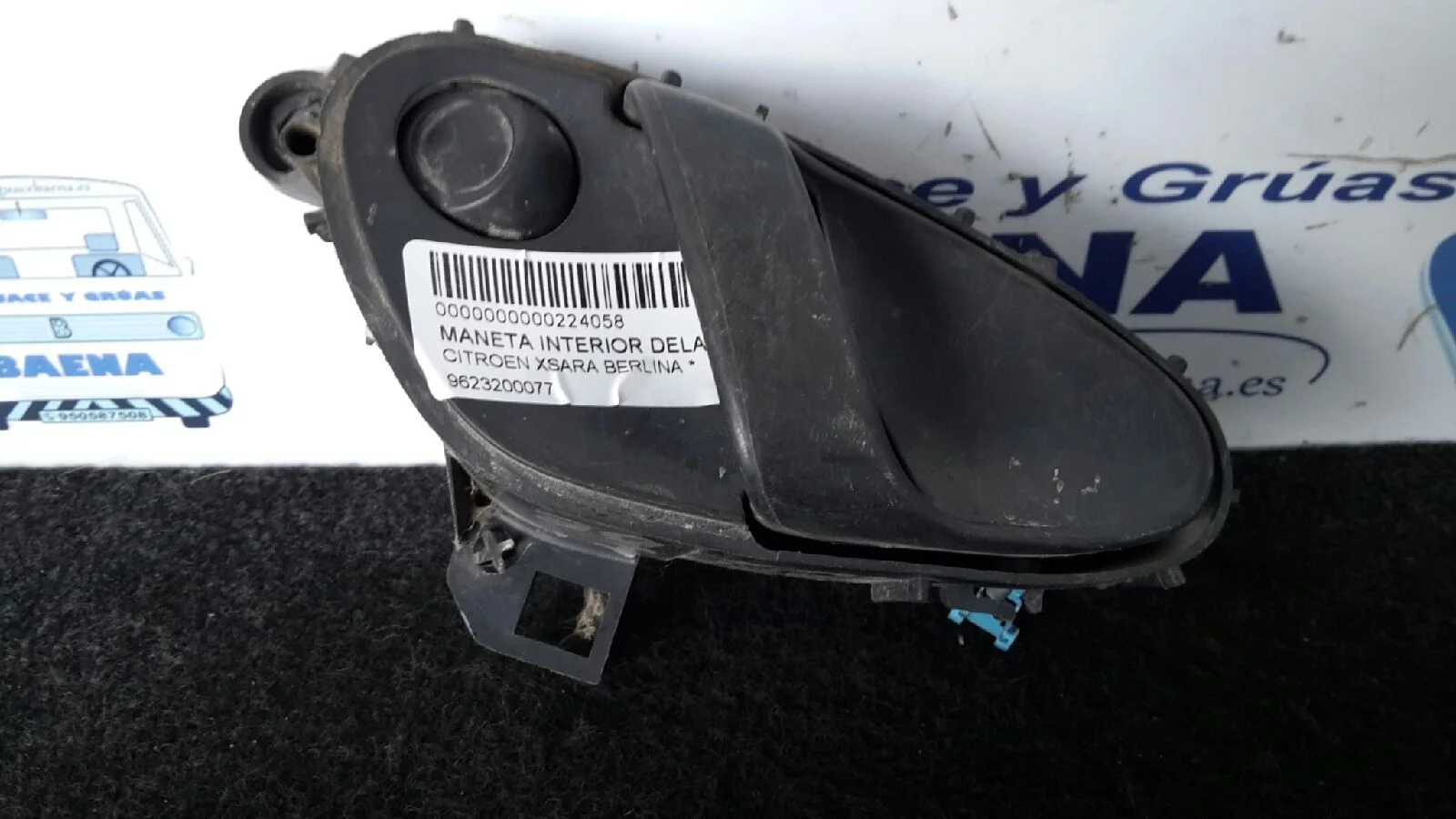 Foto de MANETA INTERIOR DELANTERA DERECHA SIN MARCA SIN MODELO referencia 9623200077