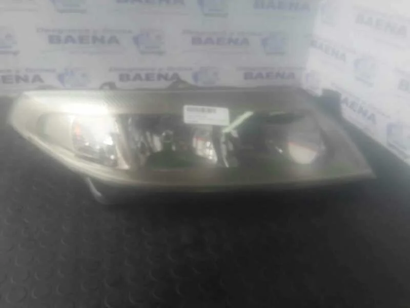 Foto de FARO DERECHO SIN MARCA SIN MODELO referencia 8200006664