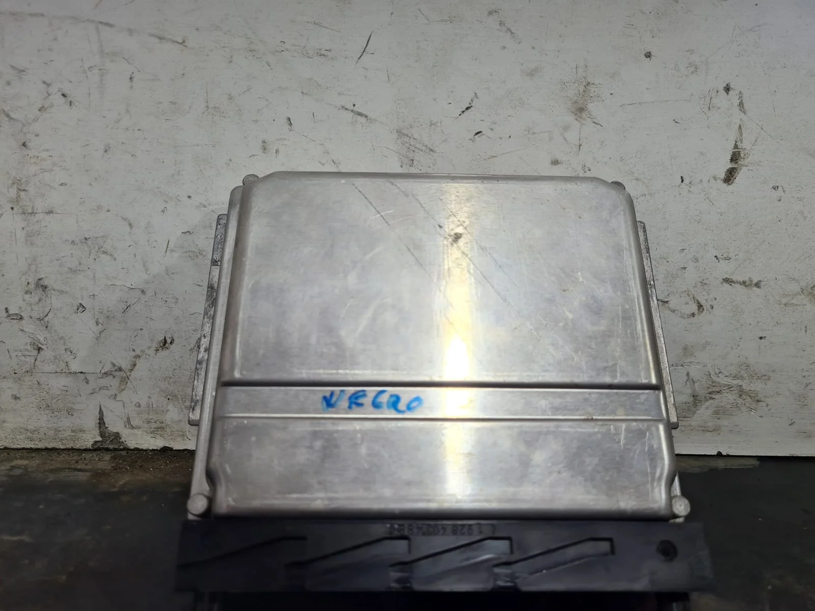 Foto de CENTRALITA MOTOR UCE VOLVO S60 BERLINA referencia 0281010319
