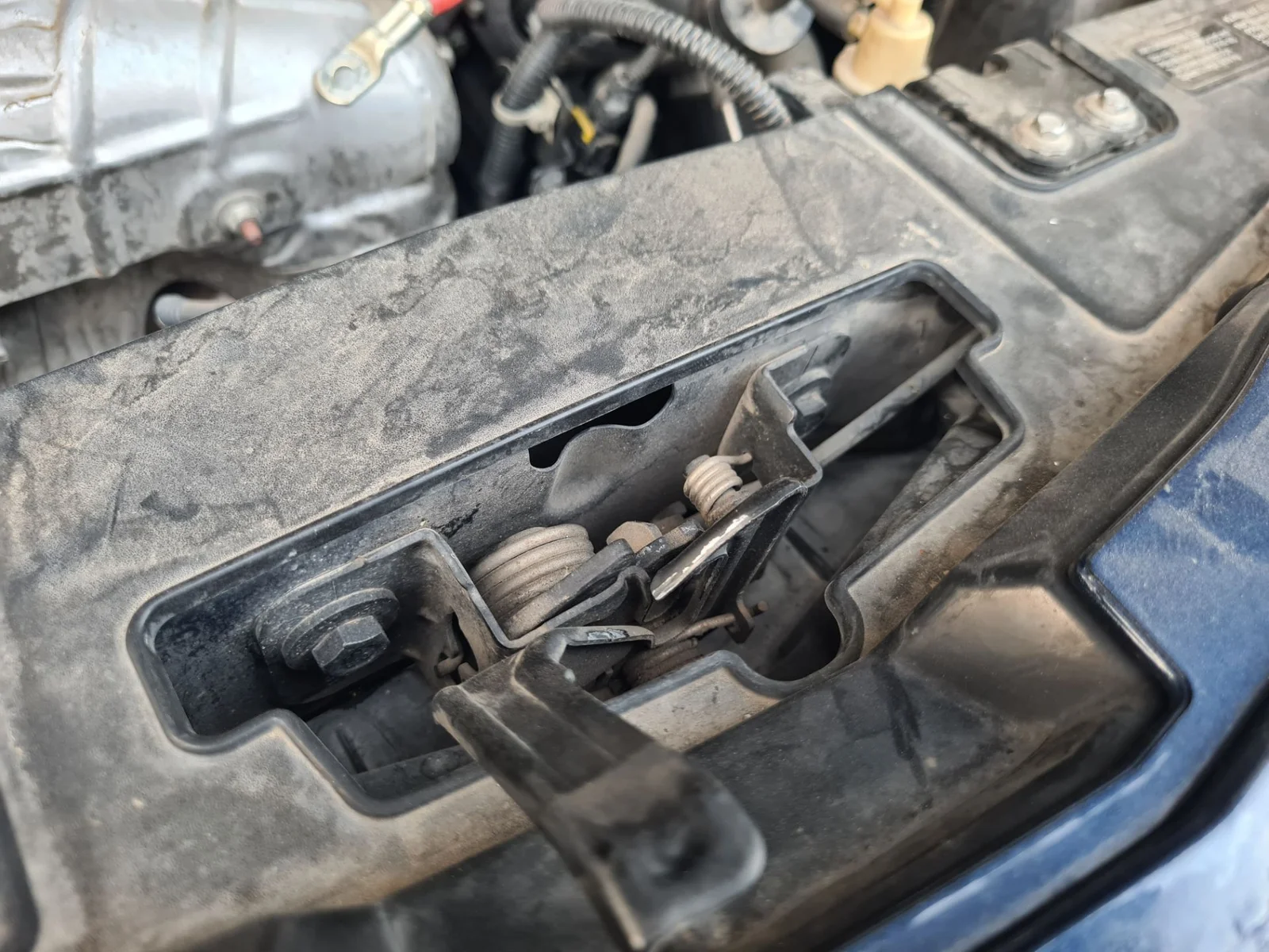 Foto de CERRADURA CAPO OPEL INSIGNIA BERLINA