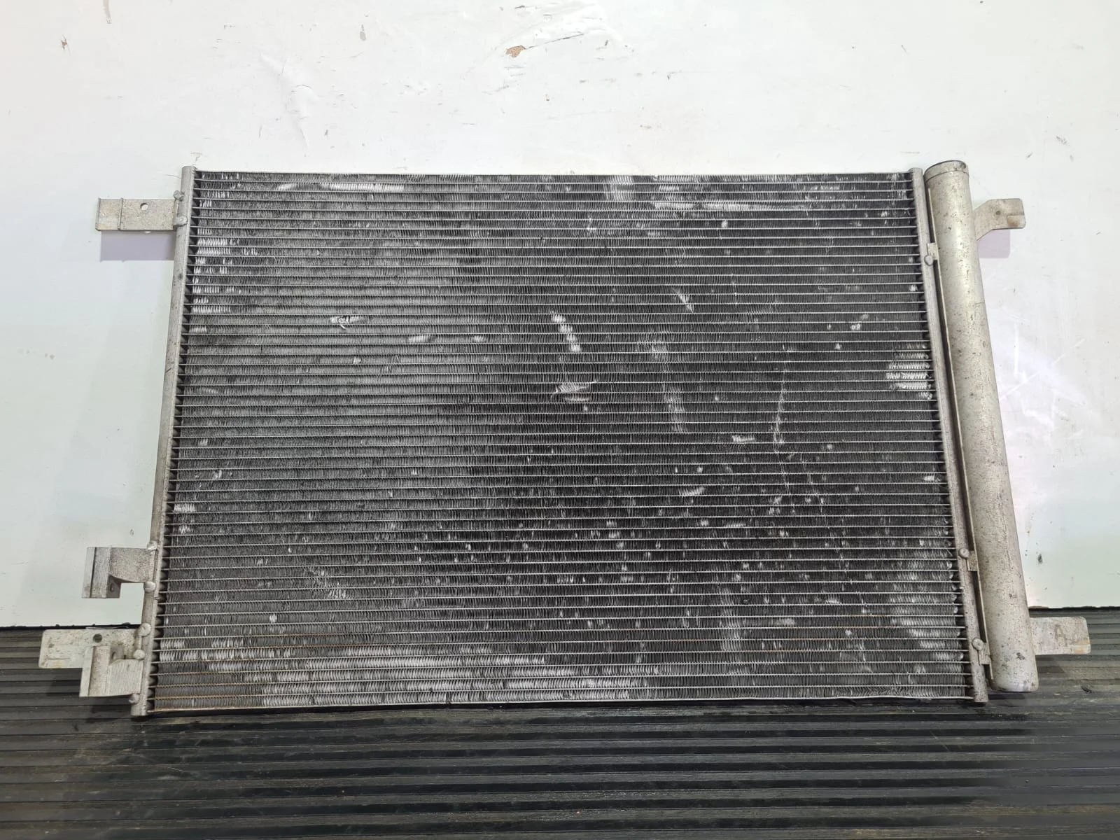 Foto de CONDENSADOR / RADIADOR AIRE ACONDICIONADO VOLKSWAGEN TAIGO (CS1) referencia 5Q0816411BD