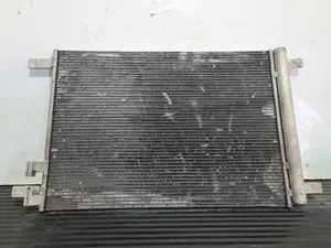Foto de CONDENSADOR / RADIADOR  AIRE ACONDICIONADO VOLKSWAGEN TAIGO (CS1) referencia 5Q0816411BD