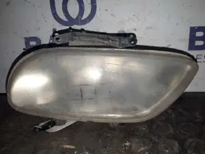 Foto de FARO ANTINIEBLA IZQUIERDO HYUNDAI ACCENT (LC)