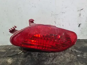 Foto de FARO ANTINIEBLA TRASERO IZQUIERDO CITROEN C4 BERLINA referencia 9652736480