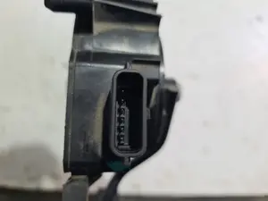 Foto de POTENCIOMETRO PEDAL RENAULT KOLEOS I referencia 18002JY40A foto 4