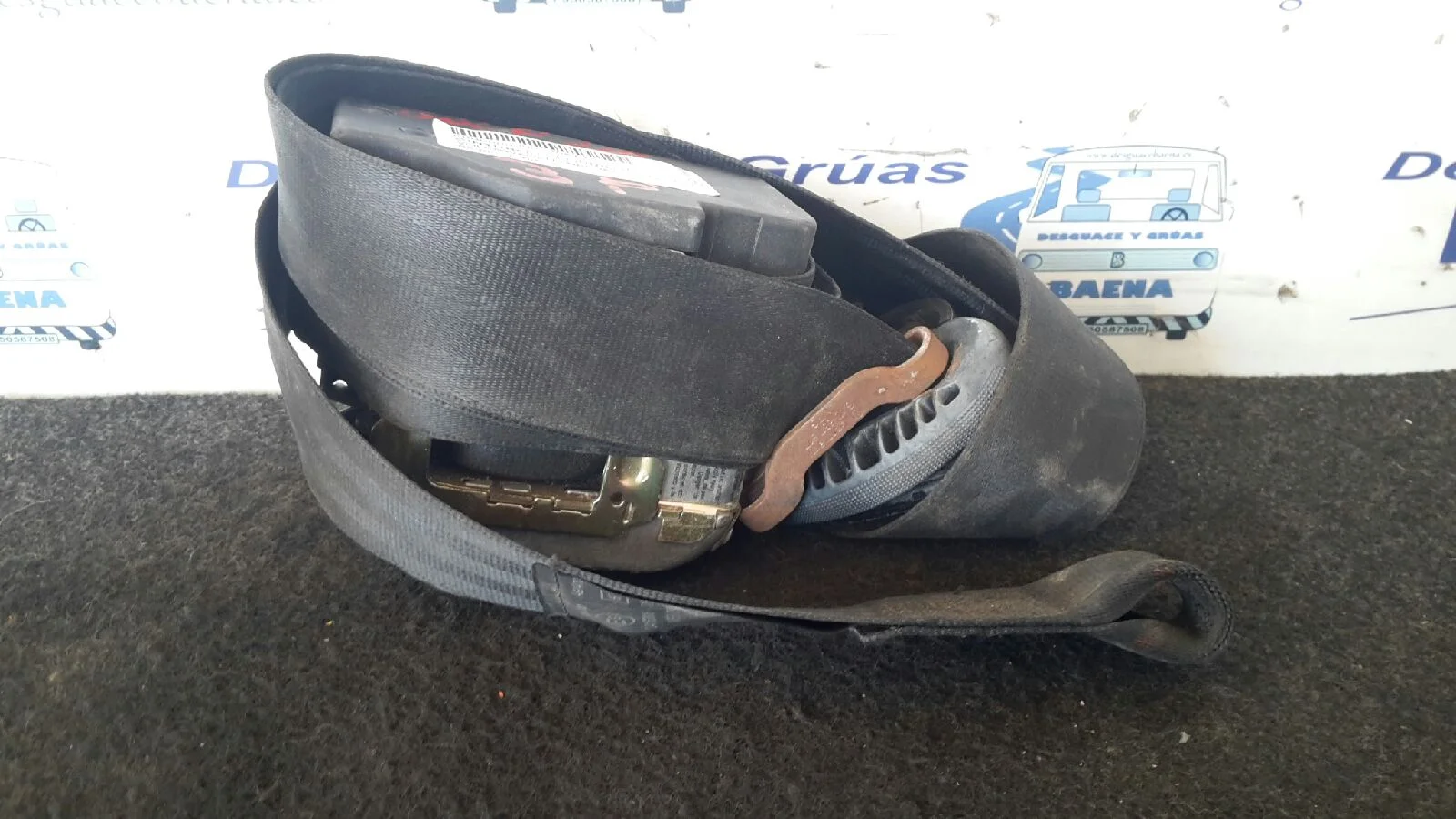 Foto de CINTURON SEGURIDAD DELANTERO DERECHO SIN MARCA SIN MODELO referencia 6X3857706B