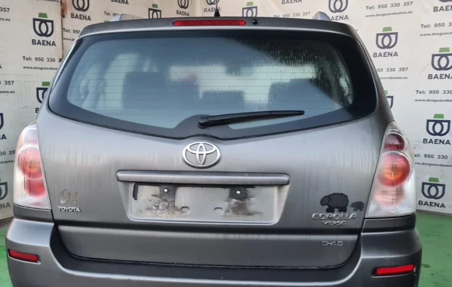 Foto de PORTON TRASERO TOYOTA COROLLA VERSO (R1)
