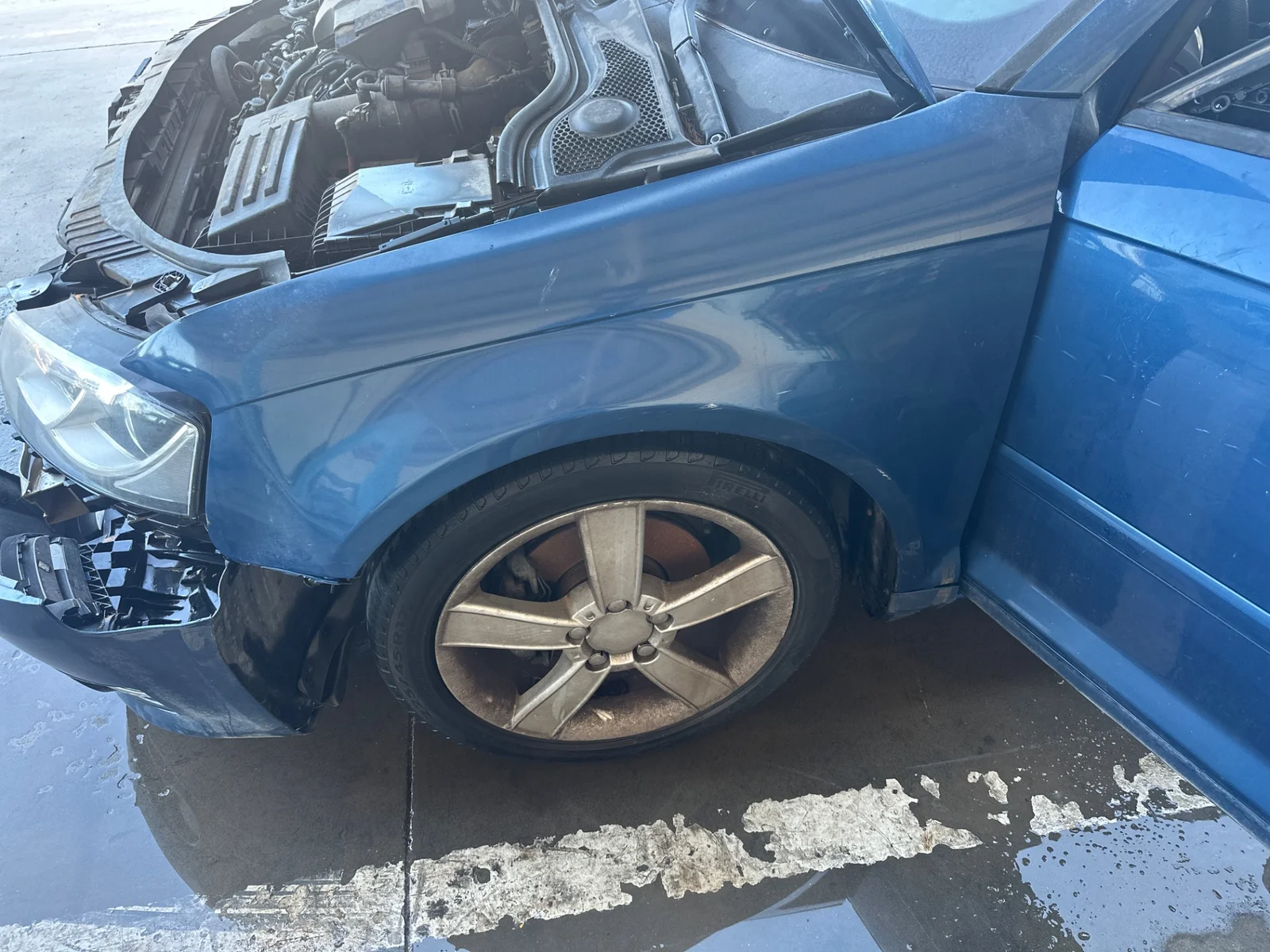Foto de ALETA DELANTERA IZQUIERDA AUDI A3 SPORTBACK (8PA)
