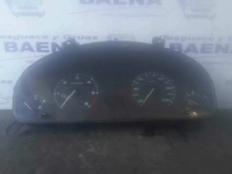 Foto de CUADRO INSTRUMENTOS SIN MARCA SIN MODELO referencia 9642946280