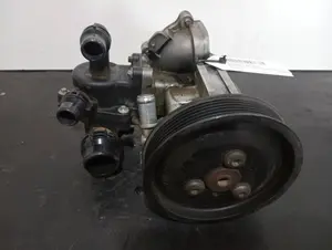 Foto de BOMBA DIRECCION BMW SERIE 1 BERLINA (E81/E87) referencia 6780413