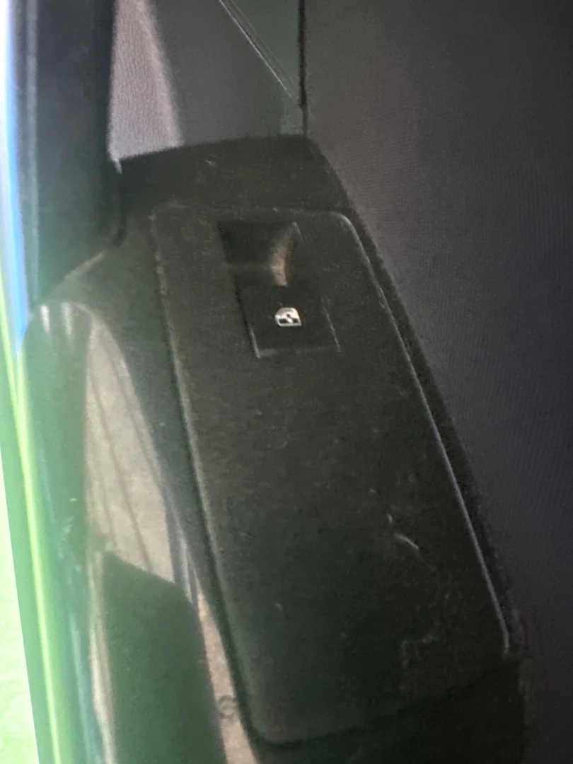 Foto de MANDO ELEVALUNAS DELANTERO DERECHO OPEL INSIGNIA BERLINA