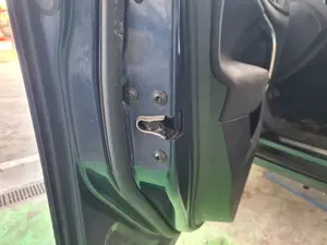 Foto de CERRADURA PUERTA DELANTERA IZQUIERDA OPEL INSIGNIA BERLINA