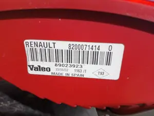 Foto de PILOTO TRASERO DERECHO RENAULT CLIO II FASE II (B/CB0) referencia 8200071414 foto 2