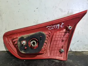 Foto de PILOTO TRASERO IZQUIERDO INTERIOR MITSUBISHI LANCER BERLINA (CY0) referencia 13287977 foto 2