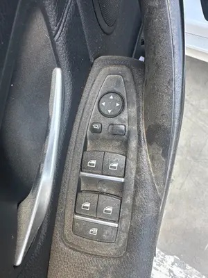 Foto de MANDO ELEVALUNAS DELANTERO IZQUIERDO BMW SERIE 3 FAMILIAR (F31)