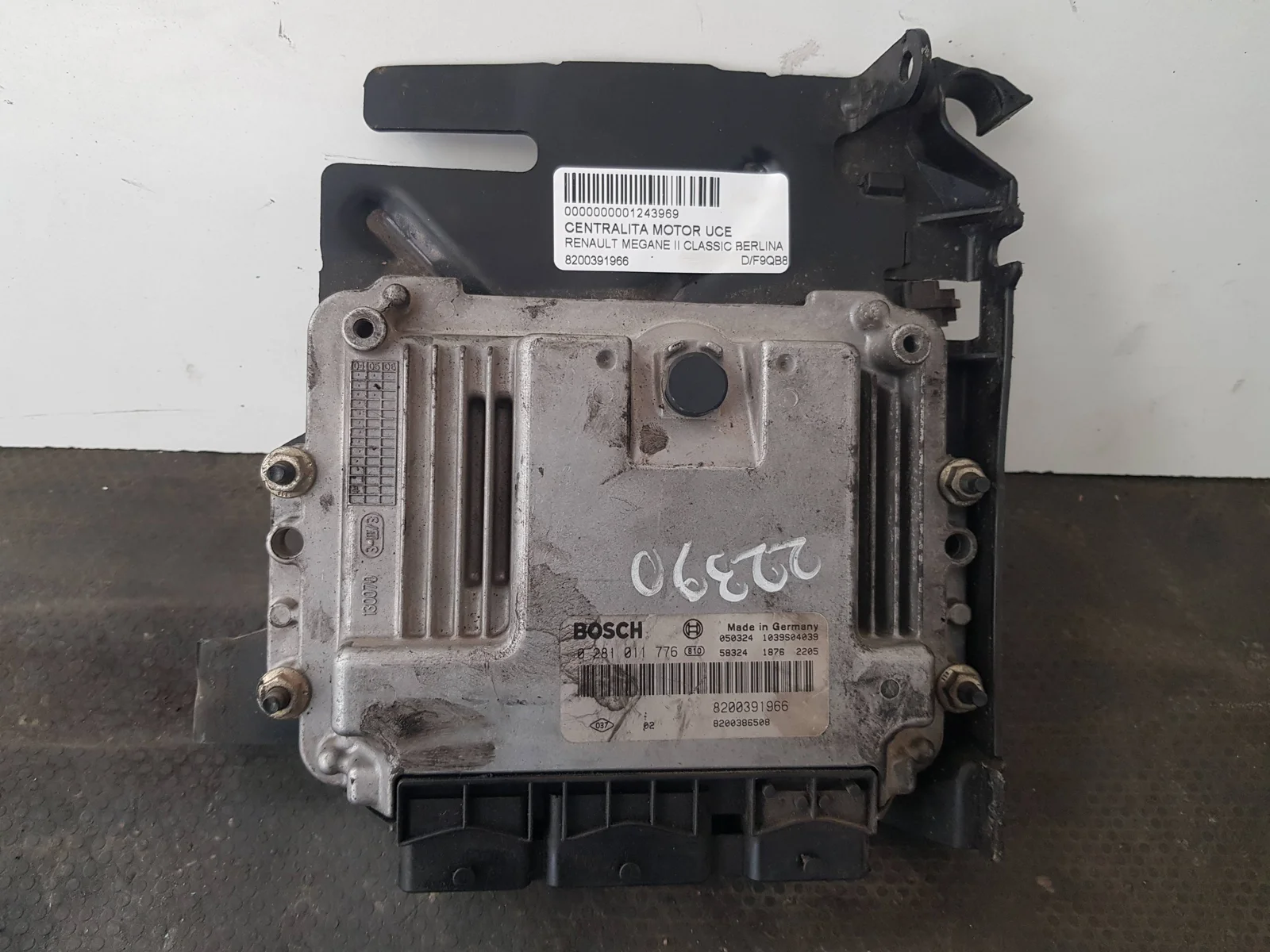 Foto de CENTRALITA MOTOR UCE RENAULT MEGANE II CLASSIC BERLINA referencia 8200391966