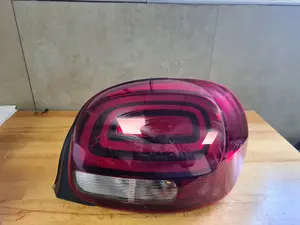 Foto de PILOTO TRASERO DERECHO CITROEN C3 referencia 9812257480