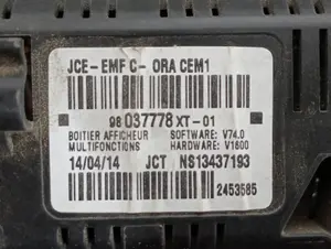 Foto de PANTALLA MULTIFUNCION CITROEN C3 referencia 98037778XT foto 2