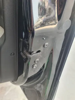 Foto de CERRADURA PUERTA DELANTERA DERECHA CITROEN C3