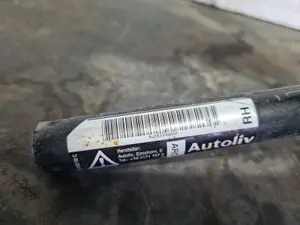 Foto de PRETENSOR AIRBAG DERECHO OPEL CORSA E referencia 616046600C foto 3
