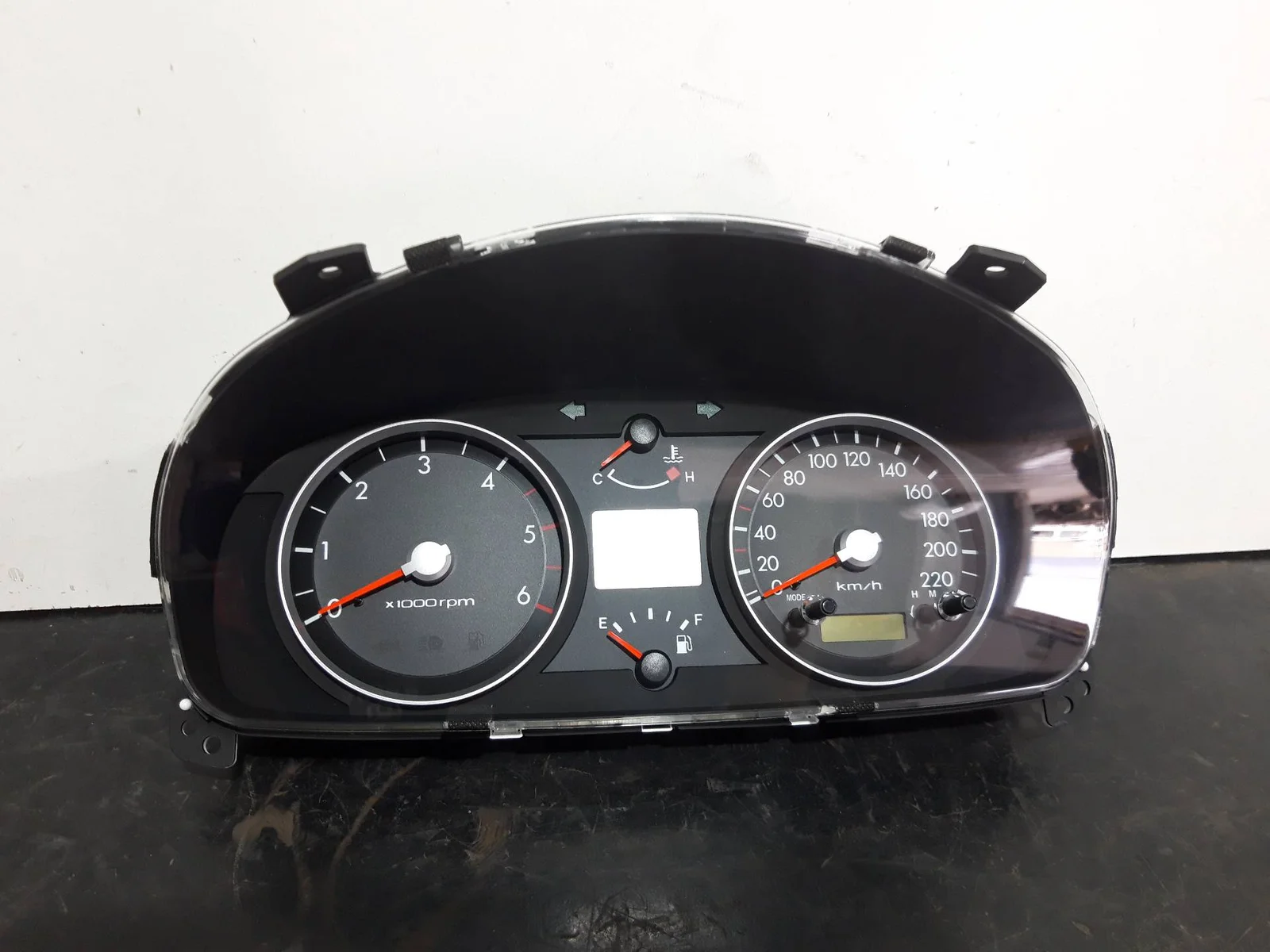 Foto de CUADRO INSTRUMENTOS SIN MARCA SIN MODELO referencia 940031C680