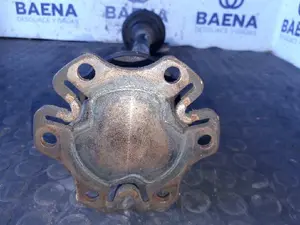 Foto de TRANSMISION DELANTERA DERECHA SIN MARCA SIN MODELO referencia 8E0407272S foto 2