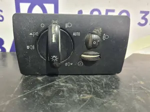 Foto de MANDO LUCES SIN MARCA SIN MODELO referencia 4S7T13A024JA