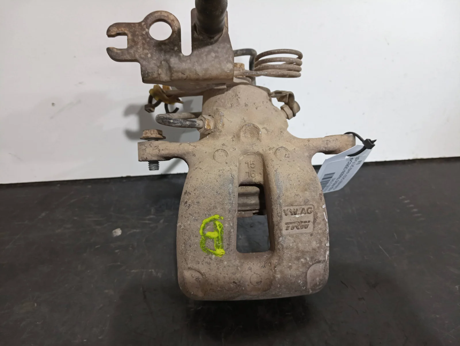 Foto de PINZA DE FRENO TRASERA DERECHA VOLKSWAGEN CADDY (2K)(02.2004)